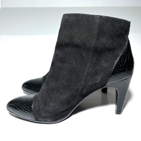 Sofft Makayla Suede Snakeskin Cap Toe Booties - Picture 4 of 14